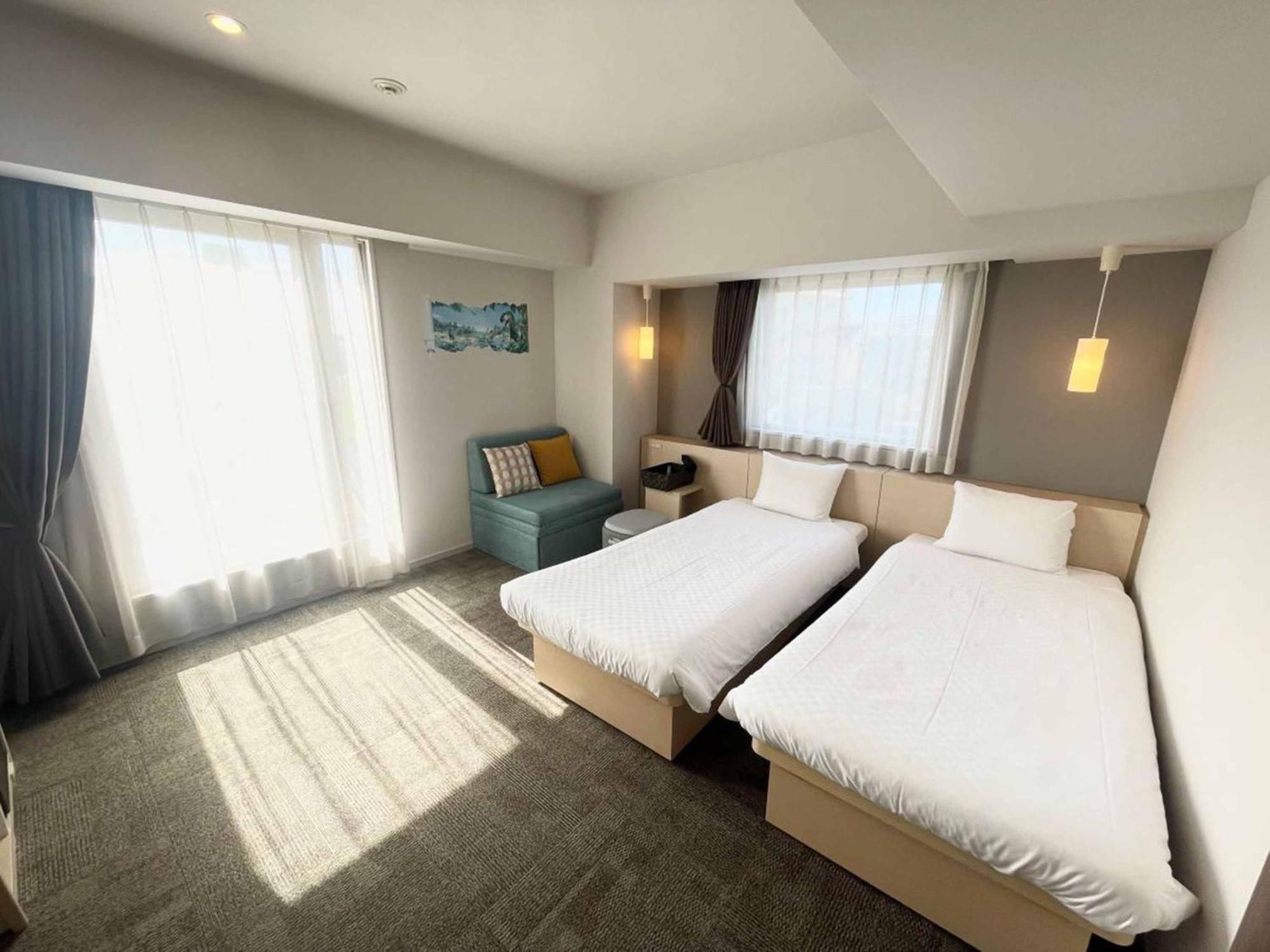 Urayasu Henn Na Hotel Maihama Tokyo Bay מראה חיצוני תמונה
