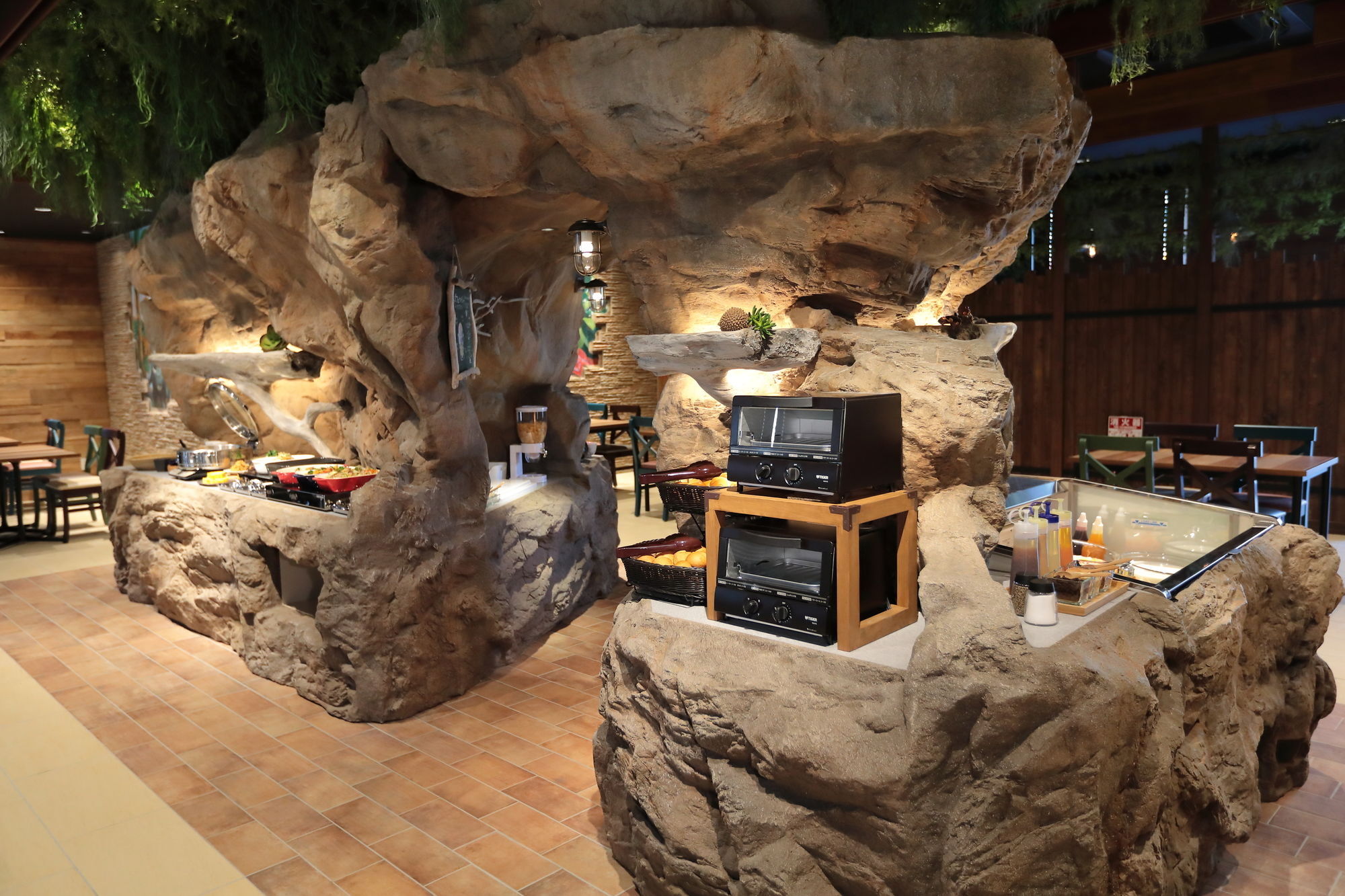 Urayasu Henn Na Hotel Maihama Tokyo Bay מראה חיצוני תמונה